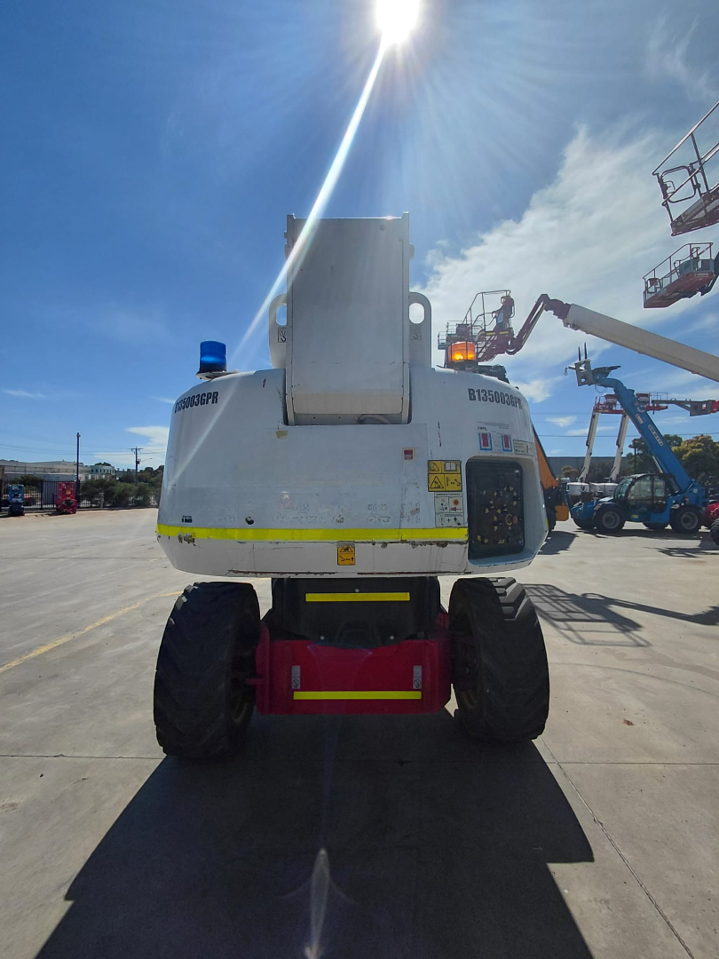 Telescopic Boom Lift - View 2